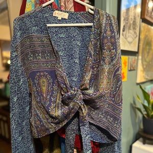 KanthaBae Zeppelin Top